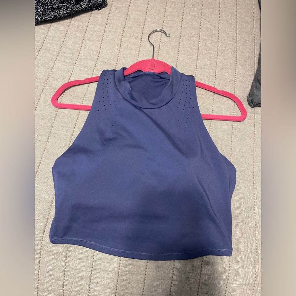 All in motion cropped tank